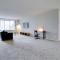Beautiful 2 BR Apt At Crystal City With Gym - Arlington