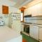 Awesome Home In Manduria With Kitchen