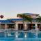 Magical Getaway with Themed Rooms & Amenities - Davenport