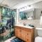 Bear Pause Retreat/Steps to Pkwy/With Indoor Pool - غاتلينبرغ