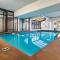 Bear Pause Retreat/Steps to Pkwy/With Indoor Pool - غاتلينبرغ