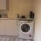 Pristine Relocation 3 beds Apartment - London