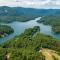 Rumbling Bald Resort Unit 2004