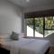 2/24 Donkin - Luxury - Absolute Beachfront