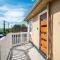 3BR HOME SLEEPS 8 DOWNTOWN Med CTR /pet/EV