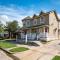 3BR HOME SLEEPS 8 DOWNTOWN Med CTR /pet/EV