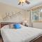 Hot tub! Sleeps 8-11Upscale Area