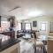 New 7 Bedroom home sleep 22 EV/PET/FREE PARKING