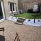 Beau Loft room proche mont saint Michel jaccuzi illimité en plein centre Avranches