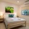 Solitaire - Tropical Style - 3 bedrooms