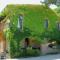 Farmhouse in Marsciano with vineyards olive groves