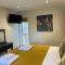 Beechnut Lodge with Hot Tub