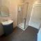 Yeats Lodge Self catering Apartment and Bar
