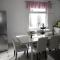 Winzeranwesen - Weingut Christian Eberley- FeWo II MINDESTAUFENTHALT 4 NÄCHTE - MINIMUM STAY 4 NIGHTS - 葡萄酒之路上的诺伊施塔特