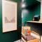 Studio Staycation DSara @ Linked MRT, Near Thomson Hospital & Sungai Buloh Hospital