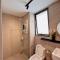 Studio Staycation DSara @ Linked MRT, Near Thomson Hospital & Sungai Buloh Hospital