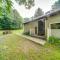 Custom-Built Lakefront Cottage with Spacious Yard! - Hartstown