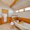 Views and Hot Tub Sky Barn Retreat in Beech Mtn!
