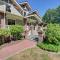 Historic Auburn House on 37 Acres with Private Lake! - أوبورن
