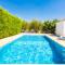 Villa Lela Tria