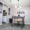 Comfy Two-Bedroom Apartment in Arlington