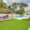 Vero Beach Vacation Rental Pool and Putting Green!