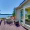 Cozy Langley Retreat Water Views and Beach Access - Langley