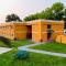Super 8 by Wyndham Gloucester