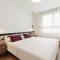 Port Forum Apartments by Olala Homes