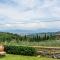 Cosy Farmhouse in Bacchereto with Swimming Pool - Carmignano