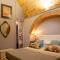 LITHOS guest room