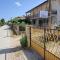Villa Shine Apartment 1
