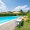 La Casa Accanto With Shared Pool - Happy Rentals