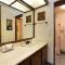 Papakea Condo Unit D402