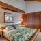 Kahana Outrigger 2B1