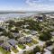 The White House Island,Beach,Hot Tub,Downtown
