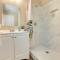9 Mi to Downtown Home with Pool in San Antonio - 圣安东尼奥