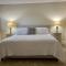 Newly Listed! 20 Percent Off! Golf and Tennis Community Retreat