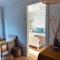 Albatross Weekend: seaside apartment with a sunny terrace - Ķesterciems