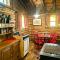 The John Wayne Cabin At Angel Valley Ranch
