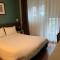 Yasha Hotel