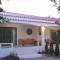 Min House