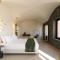 Elysian Retreat - Oia