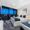 Circle on Cavill Surfers Paradise- 2 Bedroom Sky Home
