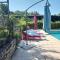 maison piscine privée Robion Luberon idéal famille