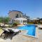 Villa in Rovinjsko Selo with private pool - 罗维尼村