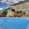 Holiday home in Br i i with private pool - 尤尔希奇