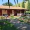 A semi detached bungalow with AC near the coast of Tuscany