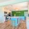 Hot Tub and Jacuzzi Suite! 100 steps from spacious beach and Jetty park! Generations Retreat Sleeps 26