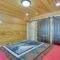 Peaceful Wyoming Cabin with Spacious Deck and Wet Bar! - صندانس